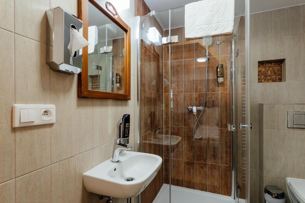 Wellness Rezort Janosikov Dvor Zazriva Luaran gambar