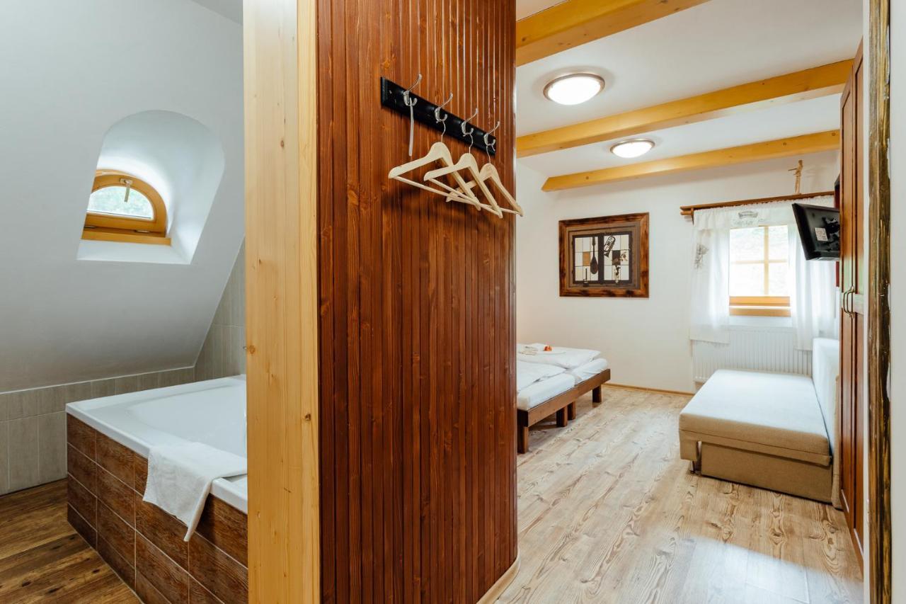 Wellness Rezort Janosikov Dvor Zazriva Luaran gambar